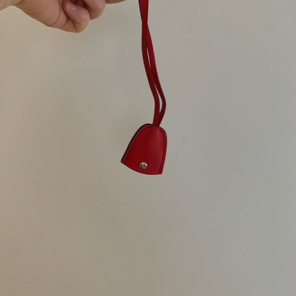 kate spade matching wallet and crossbody-optional bag in hot chili red - Picture 7 of 9